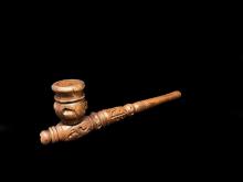 6" CARVED WOODEN PIPE