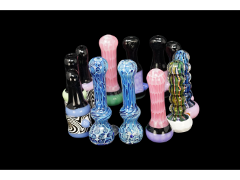 12 CT BUNDLE HIGH END CHILLUM , DESIGNS & COLORS AS PICTURE