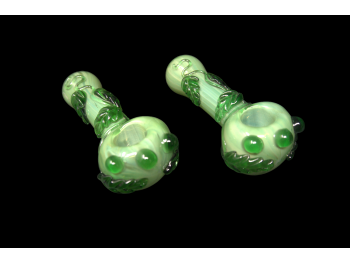 4.5' 135 Gr LEAF ART HAND PIPE